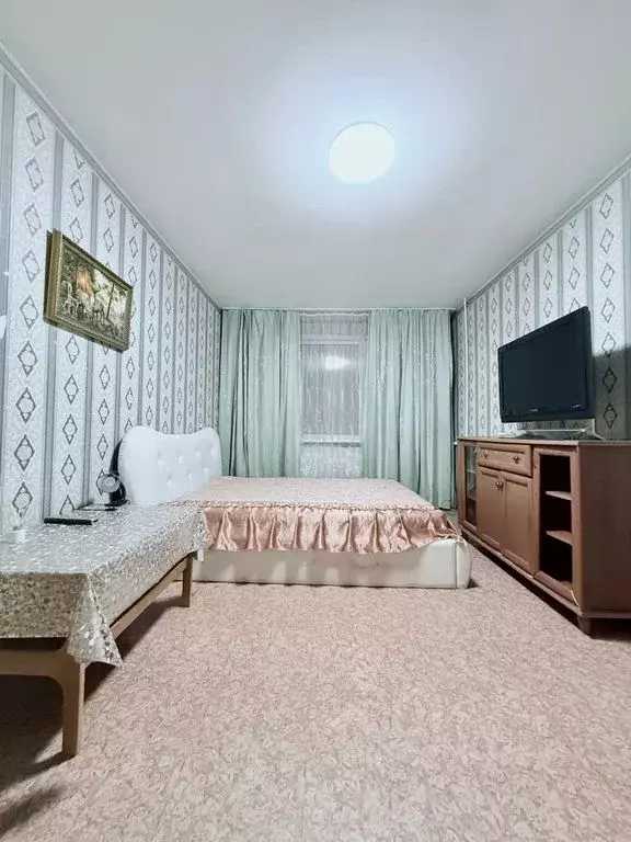 3-к кв. Ямало-Ненецкий АО, Новый Уренгой Мирный мкр, 5/2 (70.0 м) - Фото 1