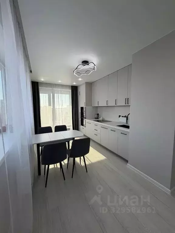 2-к кв. Тюменская область, Тюмень ул. Андрея Кореневского, 3 (51.0 м) - Фото 1