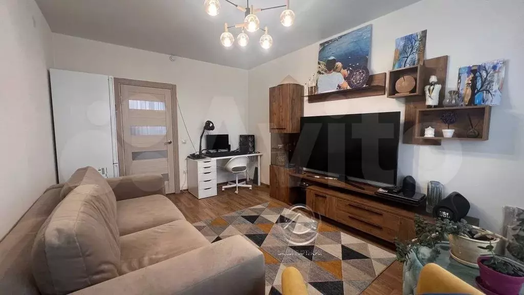3-к. квартира, 100 м, 8/16 эт. - Фото 1