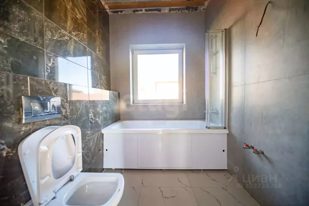 Дом в Ленинградская область, Гатчинский муниципальный округ, Тайцы ... - Фото 1