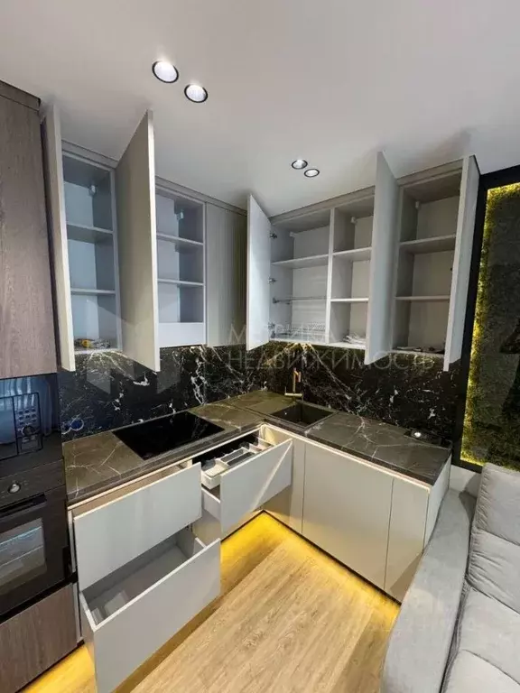 1-к кв. Тюменская область, Тюмень ул. Константина Посьета, 6 (37.7 м) - Фото 1