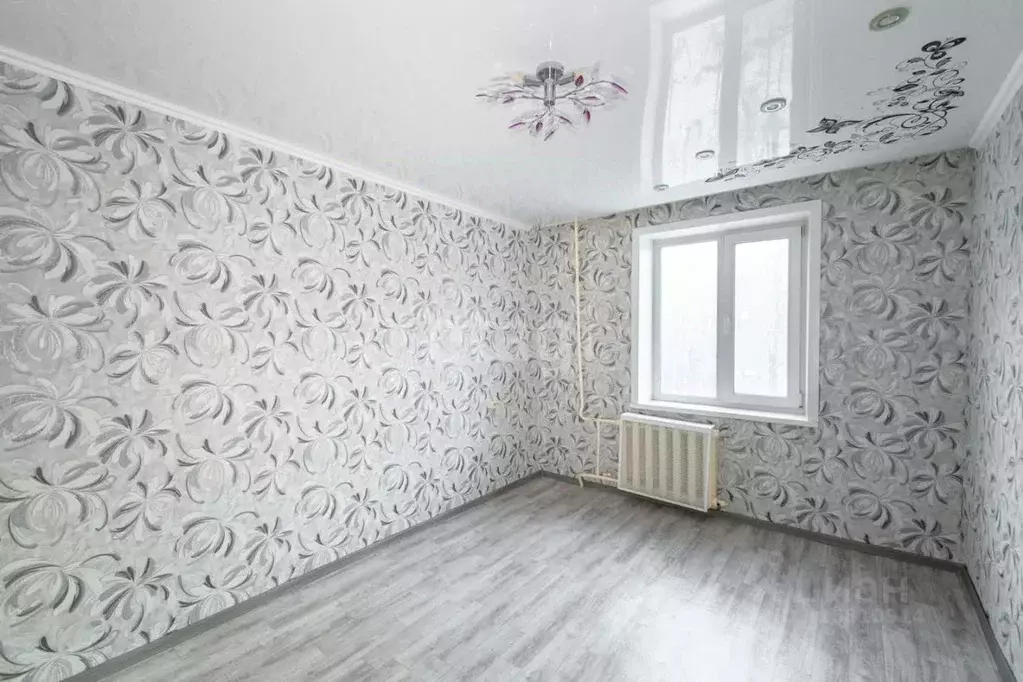 2-к кв. Хабаровский край, Комсомольск-на-Амуре Дружба мкр, 10 (52.2 м) - Фото 0