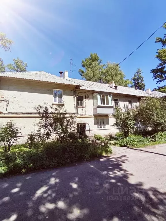 2-к кв. Ульяновская область, Ульяновск ул. Герасимова, 15 (45.0 м) - Фото 0