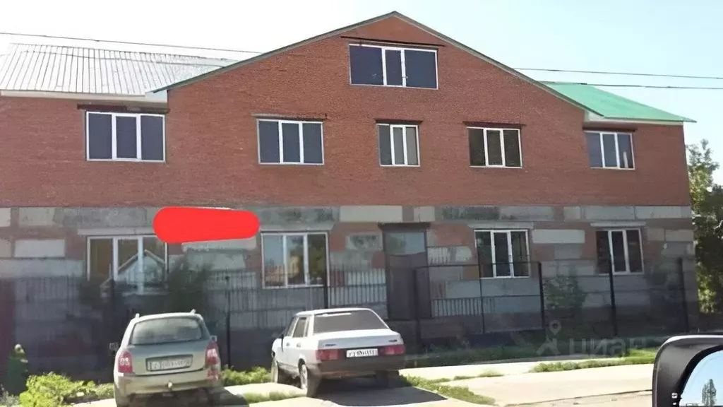 Помещение свободного назначения в Саратовская область, Ершов ул. ... - Фото 1