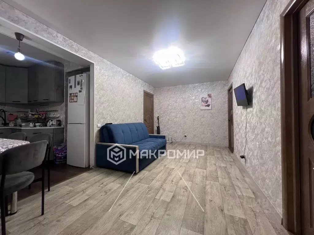 3-к кв. Брянская область, Брянск ул. Свободы, 1 (56.5 м) - Фото 2