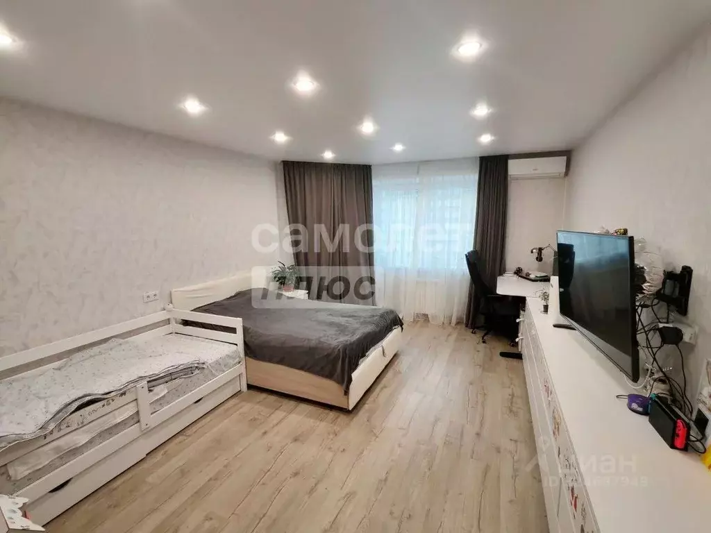 1-к кв. Московская область, Долгопрудный Новый бул., 7 (46.3 м) - Фото 1