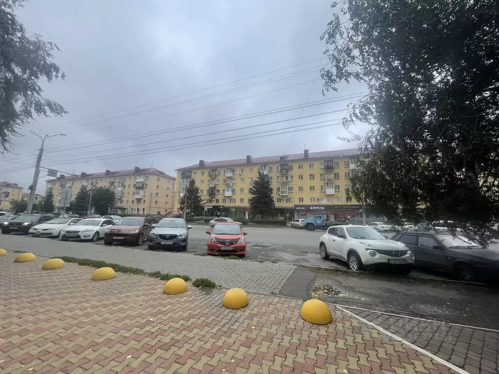 Помещение свободного назначения в Омская область, Омск просп. Карла ... - Фото 1