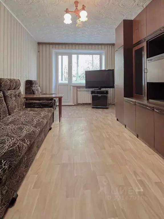 2-к кв. Саратовская область, Балаково Трнавская ул., 5 (45.0 м) - Фото 0