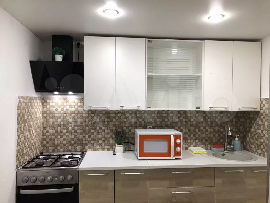 Комната 40 м в 1-к., 1/1 эт. - Фото 0