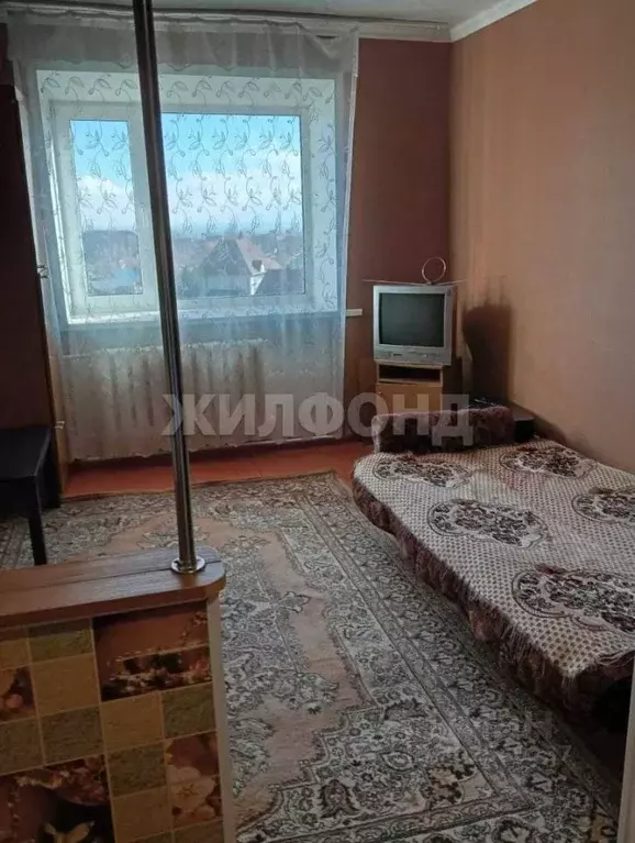 Комната Алтайский край, Барнаул ул. Фомина, 70 (17.5 м) - Фото 0