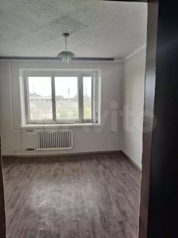 Комната 12,3м в 4-к, 4/5эт. - Фото 0