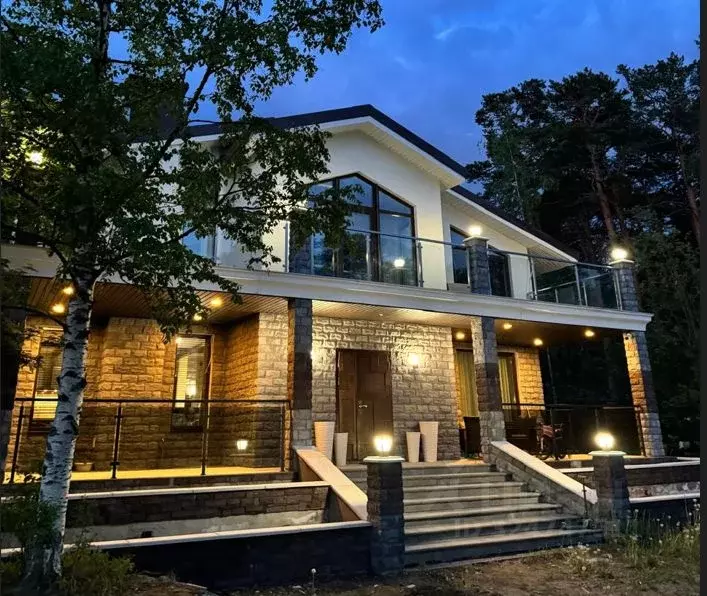 Дом в Ленинградская область, Ломоносовский район, Большая Ижора пгт ... - Фото 1