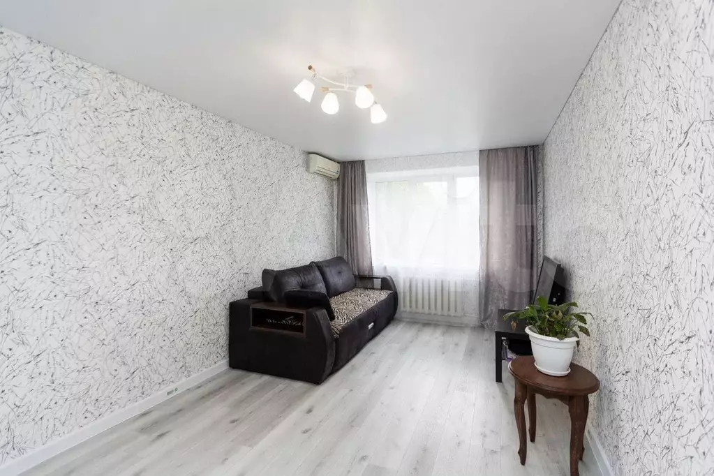 3-к. квартира, 65,5 м, 2/9 эт. - Фото 1