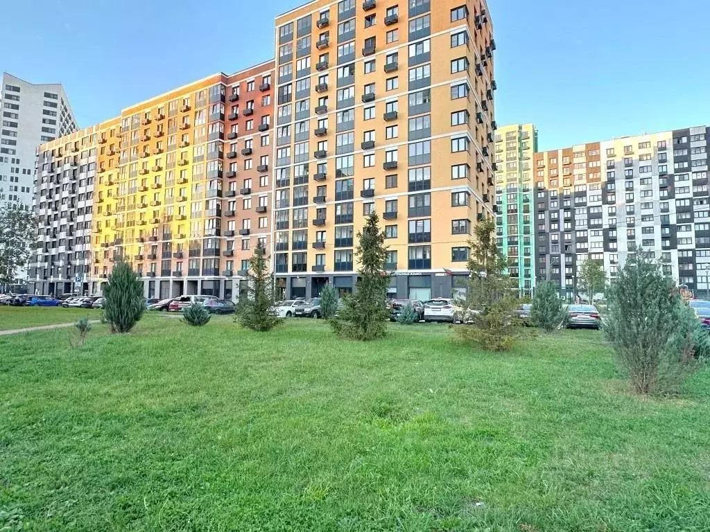2-к кв. Москва ул. Юлиана Семенова, 8к2 (57.0 м) - Фото 0