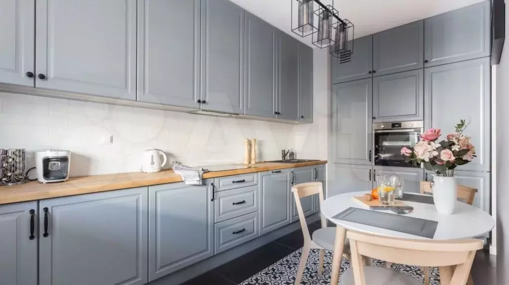 2-к. квартира, 60 м, 5/8 эт. - Фото 0