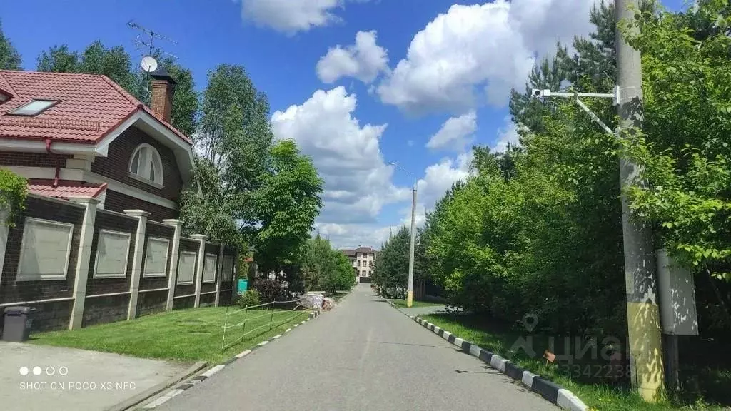 Участок в Московская область, Одинцовский городской округ, д. ... - Фото 2