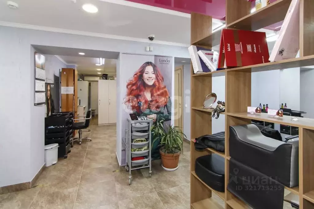 Помещение свободного назначения в Тюменская область, Тюмень ул. ... - Фото 0