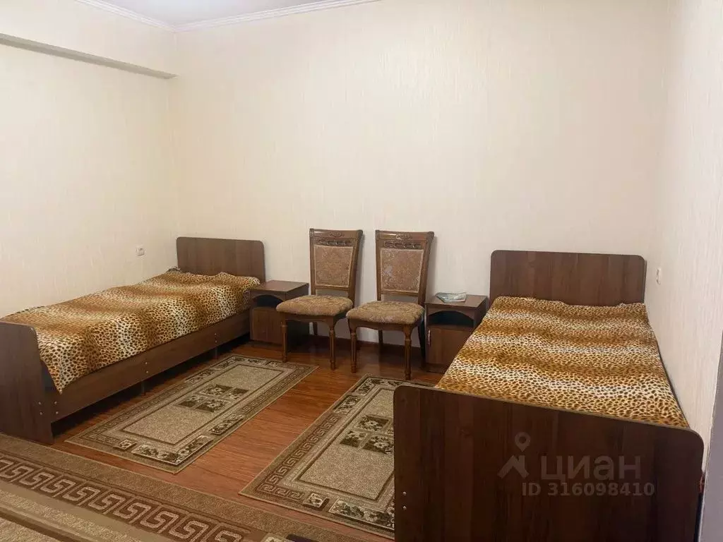 2-к кв. Ставропольский край, Ессентуки ул. Орджоникидзе, 83к1 (60.0 м) - Фото 0