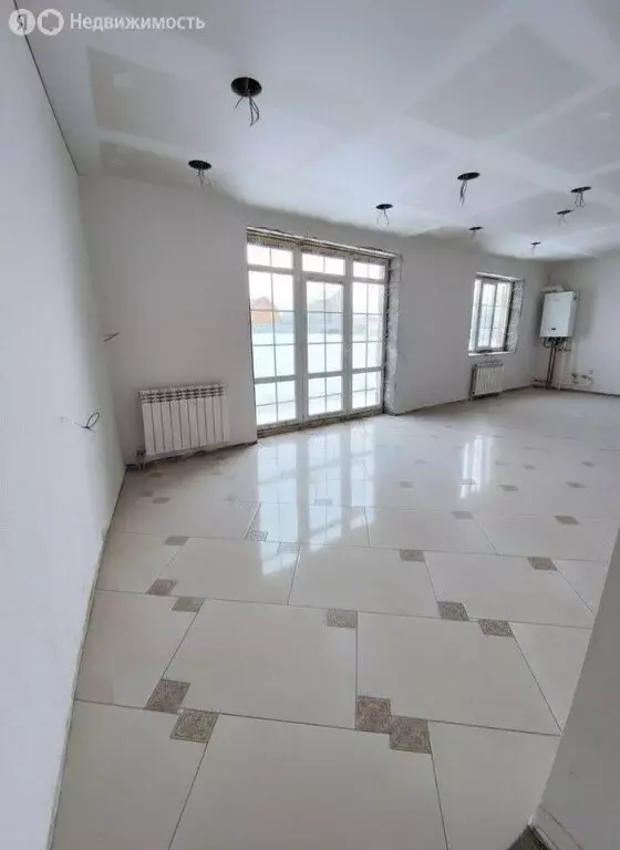 Дом в село Дуслык, Спортивная улица (90 м) - Фото 1