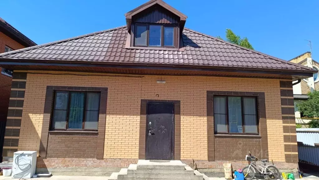 Дом в Ростовская область, Ростов-на-Дону просп. Сельмаш, 10 (163 м) - Фото 0