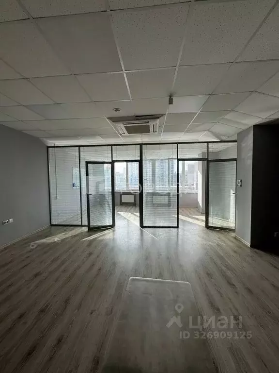 Офис в Новосибирская область, Новосибирск ул. Орджоникидзе, 38 (55 м) - Фото 2