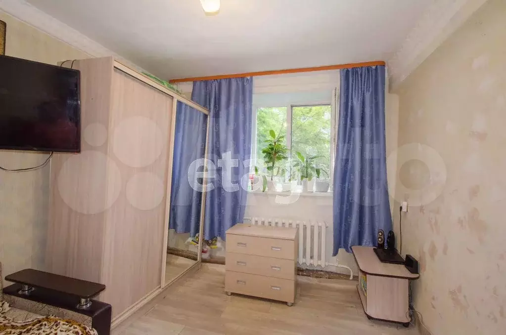 Комната 13,8 м в 3-к., 1/2 эт. - Фото 0