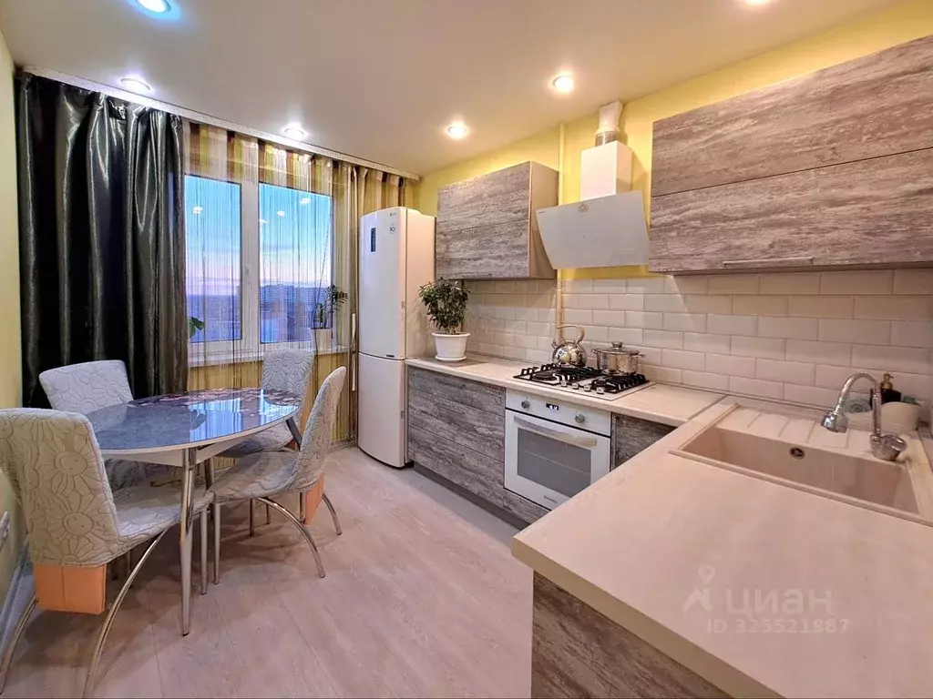 2-к кв. Волгоградская область, Волжский просп. Дружбы, 121 (50.7 м) - Фото 1