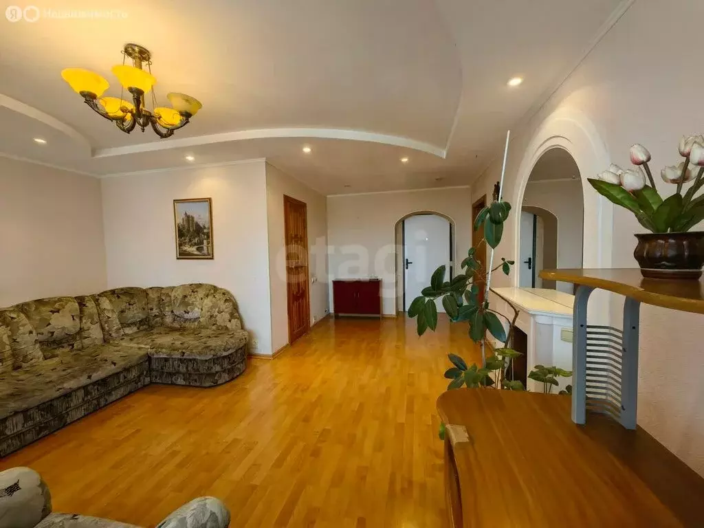 4-комнатная квартира: Ульяновск, улица Радищева, 151 (104.8 м) - Фото 0