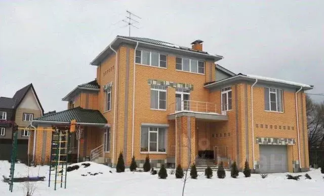 Дом в Москва Кокошкино дп, ул. Железнодорожная (480 м) - Фото 1