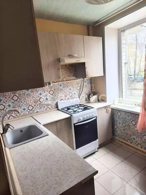 2-к кв. Московская область, Лобня ул. Чайковского, 6 (42.6 м) - Фото 2