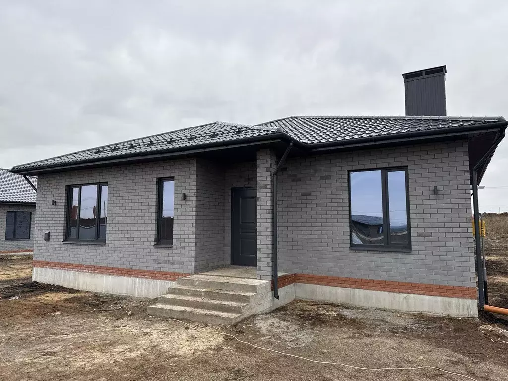 Дом в Татарстан, Лаишевский район, Кирбинское с/пос, д. Травкино ул. ... - Фото 1