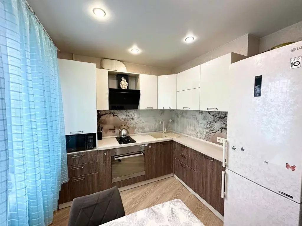 3-к кв. Красноярский край, Красноярск Московская ул., 1а (59.3 м) - Фото 1