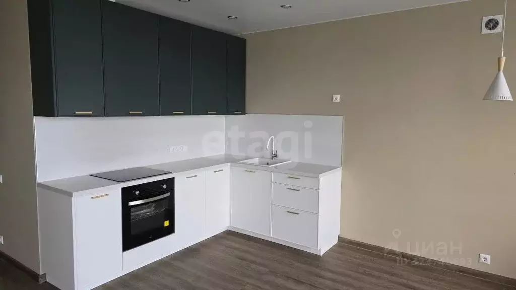 1-к кв. Тюменская область, Тюмень ул. Тимофея Кармацкого, 5 (65.0 м) - Фото 1