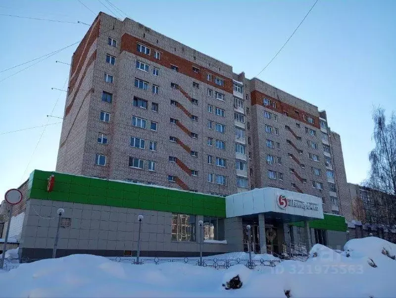 Помещение свободного назначения в Удмуртия, Ижевск ул. имени 50-летия ... - Фото 1