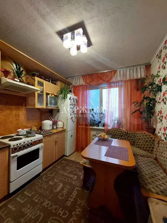 2-к. квартира, 52 м, 3/9 эт. - Фото 0