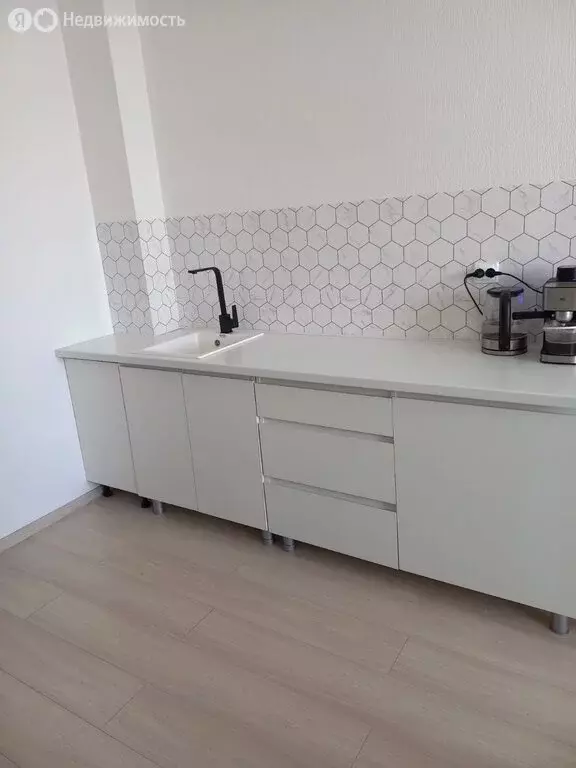 Квартира-студия: Екатеринбург, проспект Космонавтов, 108/3 (26.5 м) - Фото 2