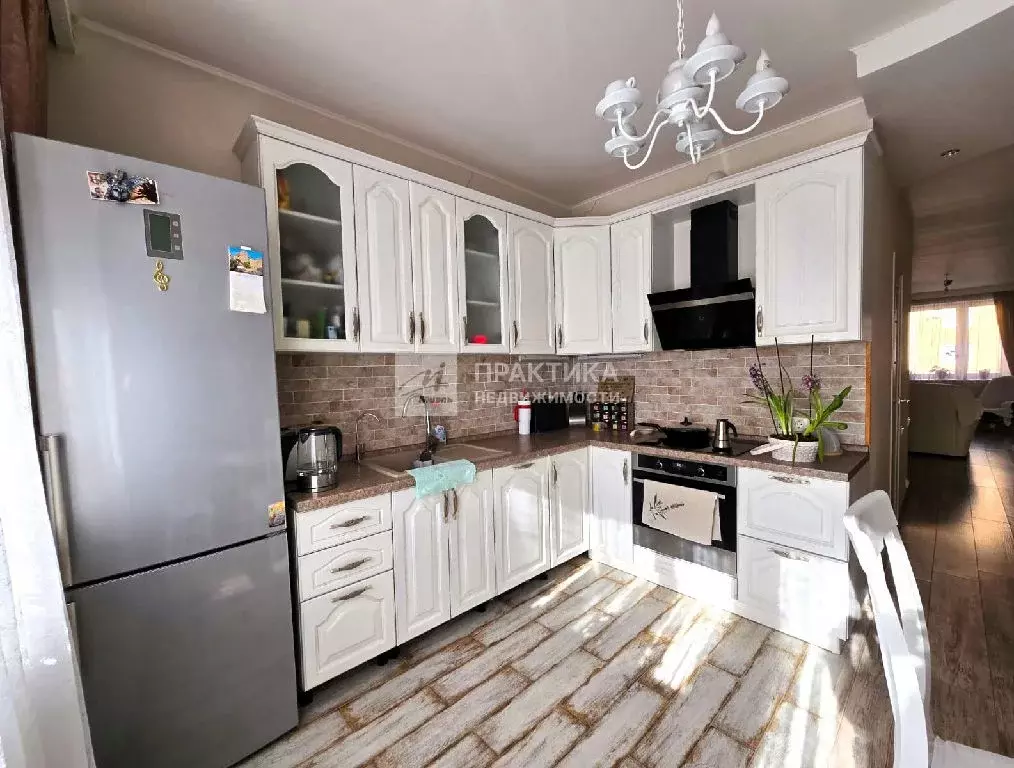 Продается 3-комнатная квартира - Фото 1