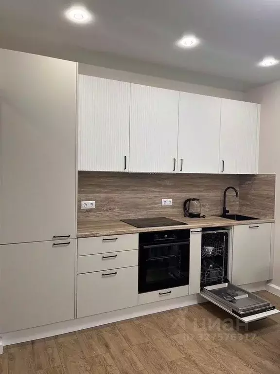 3-к кв. Москва Очаковское ш., 5к1 (66.0 м) - Фото 2