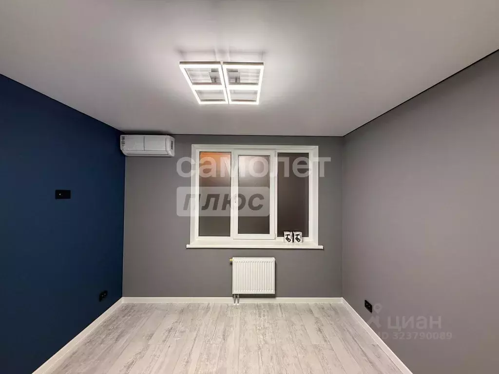 1-к кв. Волгоградская область, Волгоград ул. Быстрова, 102 (31.9 м) - Фото 1