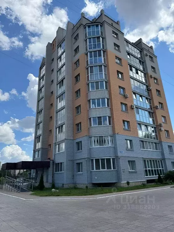 2-к кв. Орловская область, Орел ул. Генерала Родина, 66 (66.0 м) - Фото 1