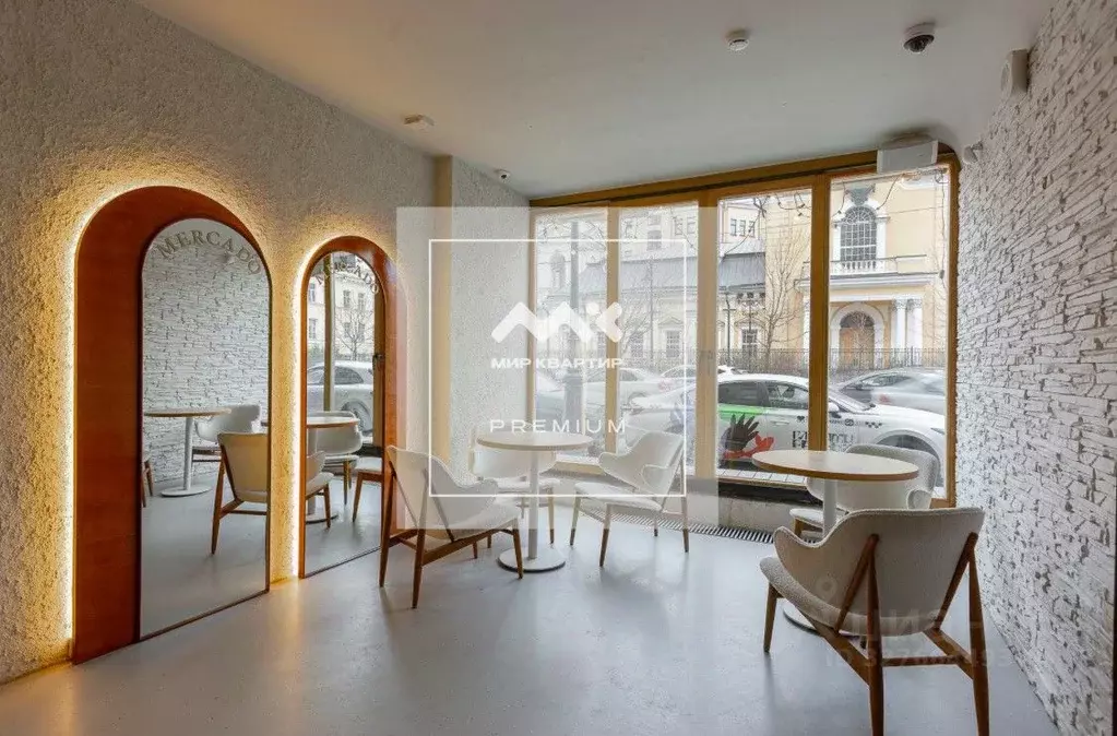 Помещение свободного назначения в Санкт-Петербург ул. Белинского, 5 ... - Фото 1