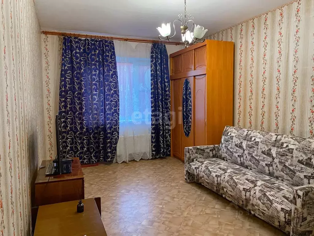 1-к кв. Ленинградская область, Кириши ул. Нефтехимиков, 24А (40.8 м) - Фото 1