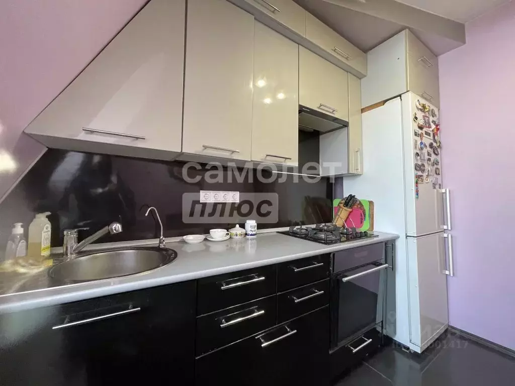 3-к кв. Волгоградская область, Волгоград ул. Полоненко, 14А (81.4 м) - Фото 1