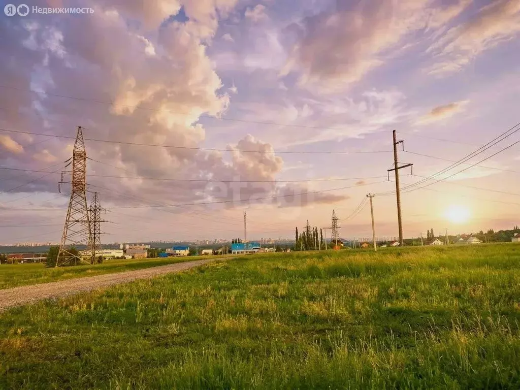 Участок в деревня Суровка, улица Зайнаб Биишевой (8 м) - Фото 1
