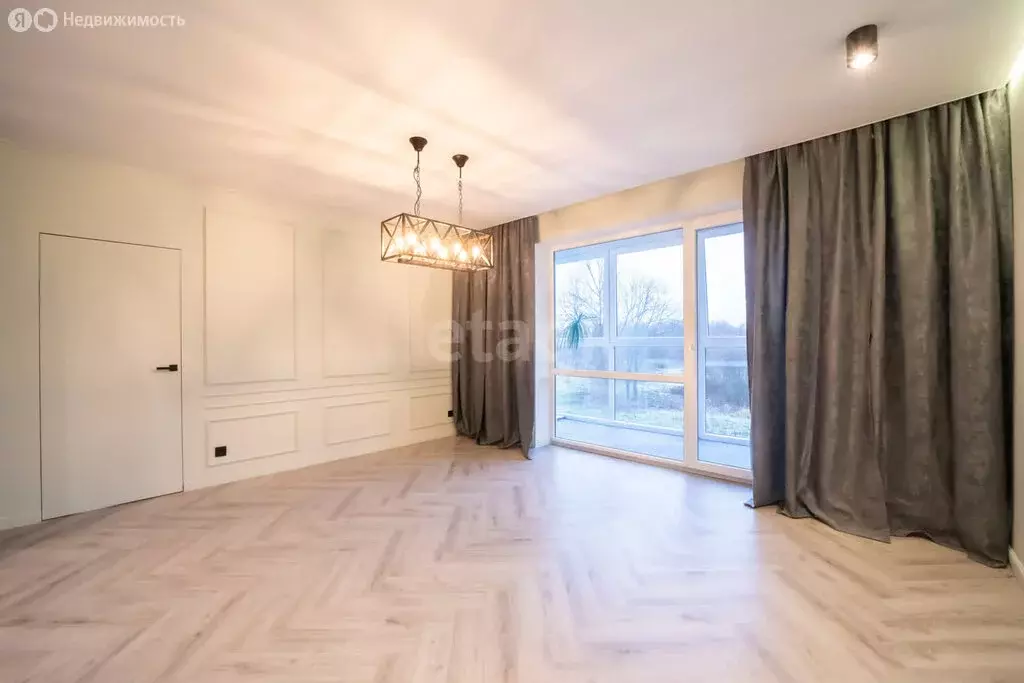 2-комнатная квартира: Калининград, улица Согласия, 56 (74.6 м) - Фото 1