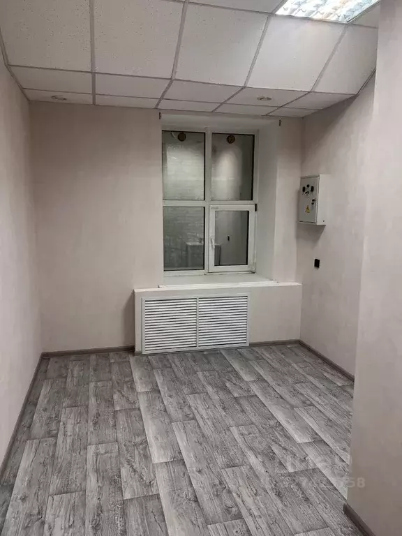 Офис в Коми, Сыктывкар ул. Орджоникидзе, 29 (13 м) - Фото 1