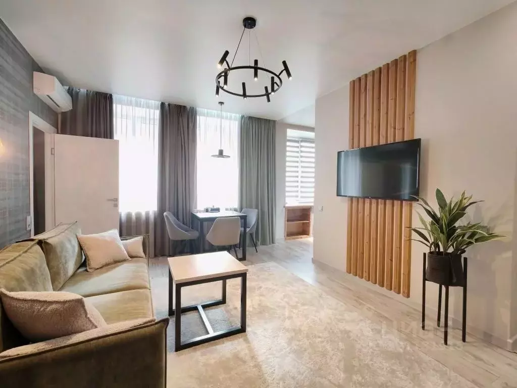 2-к кв. Удмуртия, Ижевск пл. имени 50-летия Октября, 3 (50.0 м) - Фото 2