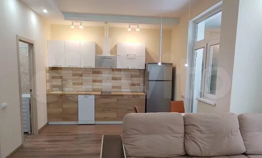 1-к. квартира, 40 м, 3/17 эт. - Фото 0