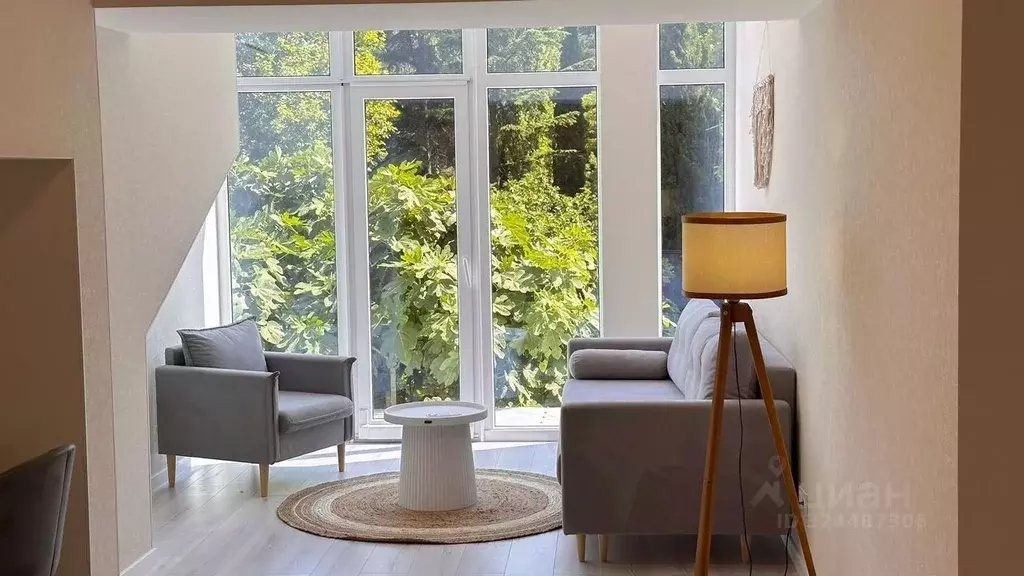 3-к кв. Крым, Алушта муниципальный округ, Партенит пгт ул. Прибрежная, ... - Фото 2