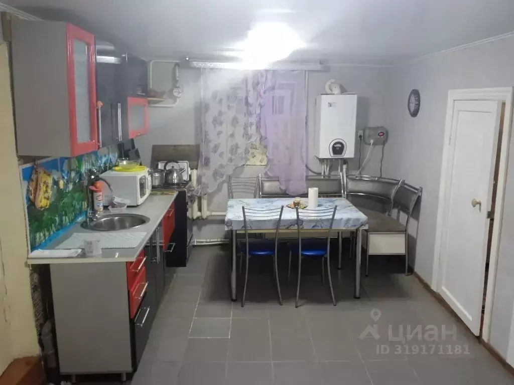 Дом в Оренбургская область, Соль-Илецк пер. Светачева, 7 (90 м) - Фото 0